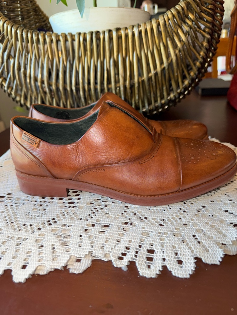 PIKOLINOS Women's Slip-On Leather Loafers in Cognac Brown